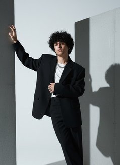 Kuro.Ank - Male escort in New Delhi Photo 1 of 7