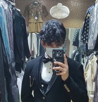 Kuro.Ank - Male escort in New Delhi