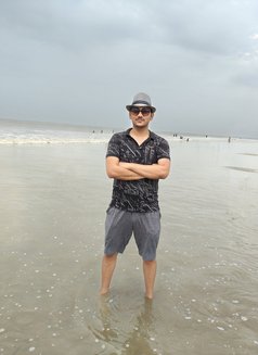 Anmol - Acompañantes masculino in New Delhi Photo 2 of 2