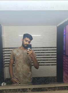 Anmol Kumar - Intérprete masculino de adultos in Ranchi Photo 1 of 1