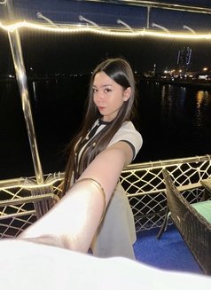 ANN DEVIN - Transsexual escort in Dubai Photo 2 of 8