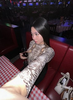 ANN TOP DEVIN - Transsexual escort in Manila Photo 16 of 16