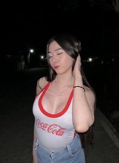 ANN DEVIN TOP - Transsexual escort in Manila Photo 8 of 8