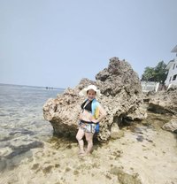 Ann - escort in Manila