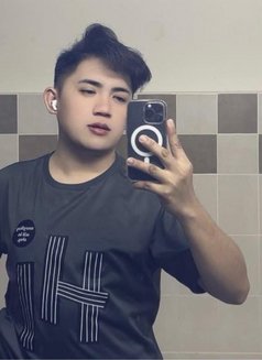 Ann - Male escort in Al Ain Photo 3 of 3