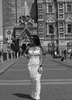 Ann - escort in Dubai Photo 6 of 11