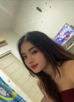 Anna Agista - puta in Indore Photo 3 of 3