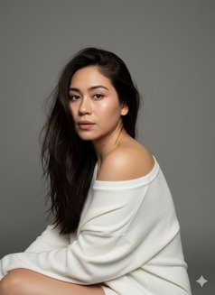 Anna Bella - escort in Tokyo Photo 5 of 6