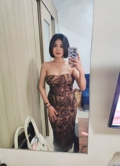 Anna D - escort in Manila Photo 2 of 11