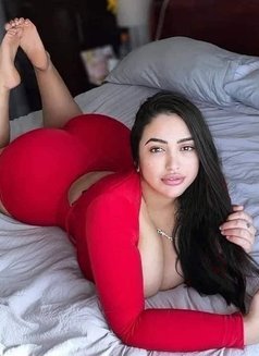 Anna - puta in Al Juffair Photo 3 of 3