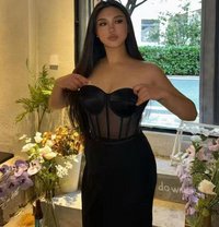 Eav - puta in Al Manama