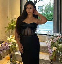 Eav - puta in Al Manama