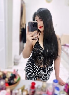 Minh available for real meetups - escort in Mumbai Photo 1 of 3
