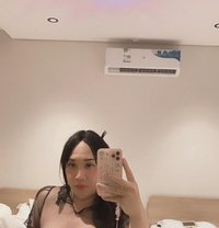 แอนนาใหม่กระเทยทั้งสอง - Transsexual escort in Khobar Photo 2 of 5