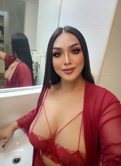 Anna Hot - Transsexual escort in Riyadh Photo 3 of 11
