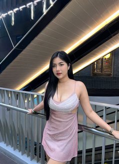 Anna - escort in Jakarta Photo 3 of 5