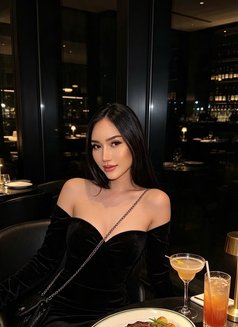 Anna - Acompañantes transexual in Jakarta Photo 6 of 9