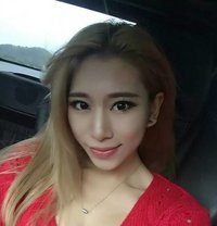 Sexy passionated girl Annie - escort in Singapore