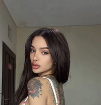 Anna - puta in Bali Photo 5 of 5