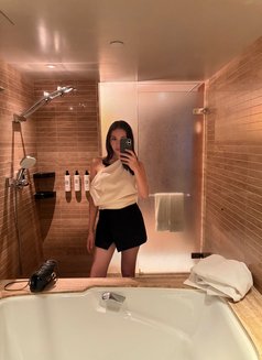 Valerie - escort in Taipei Photo 14 of 14