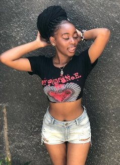 Anna - escort in Pune Photo 3 of 5