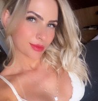 Anna Luiza - puta in London