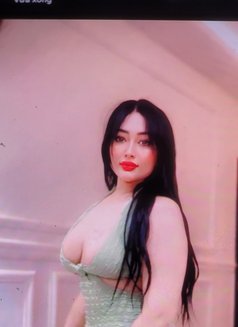 Anna - escort in Al Juffair Photo 3 of 5