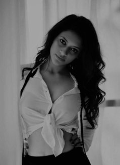 Anna Nair - escort in Mumbai Photo 3 of 3