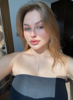 ***Anna - escort in Al Manama Photo 23 of 23