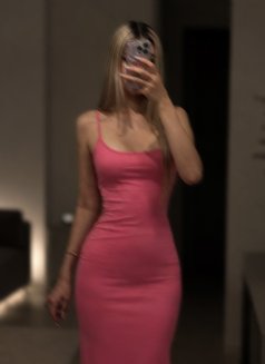 Alina - escort in Bangalore Photo 3 of 3