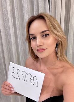 Anna - escort in Bangkok Photo 13 of 13