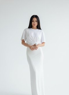 Anna - escort in İstanbul Photo 2 of 5