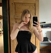 Anna - escort in Montenegro