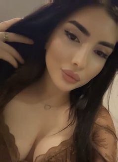 Anna - escort in Riyadh Photo 3 of 5