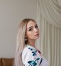 Anna - escort in Riyadh Photo 8 of 12