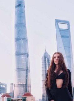 Julia - escort in Beijing Photo 6 of 13