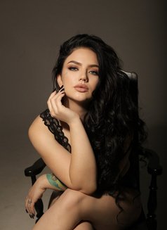 Anna - Male escort in Al Manama Photo 11 of 12