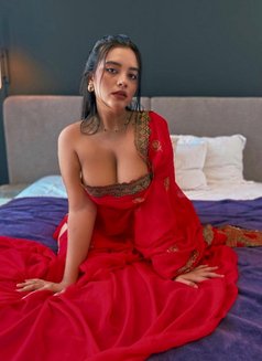 Anna Sexy Curvy horny BBW - puta in Dubai Photo 5 of 5