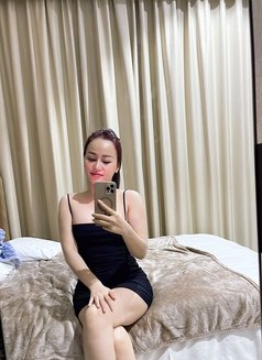 Anna - escort in Al Manama Photo 10 of 11