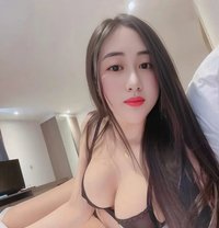 Anna - escort in Dubai Photo 1 of 4