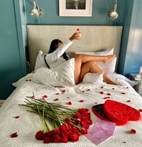 Anna - escort in Dakar