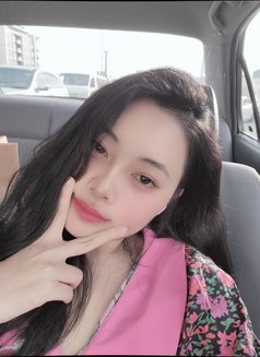 Anna - puta in Abu Dhabi Photo 16 of 18