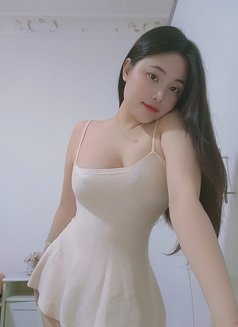 Anna - puta in Abu Dhabi Photo 18 of 18