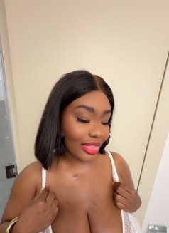 Anna - escort in Dubai Photo 1 of 5