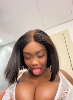 Anna - escort in Dubai Photo 5 of 5