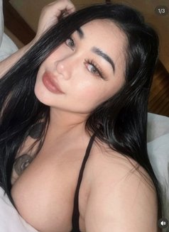 Anna Sukhumvit - escort in Bangkok Photo 2 of 8