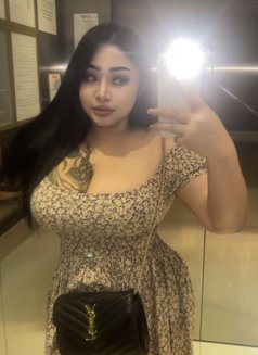 Anna Sukhumvit - escort in Bangkok Photo 3 of 8