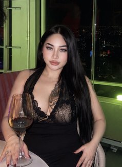 Anna Sukhumvit - escort in Bangkok Photo 1 of 8