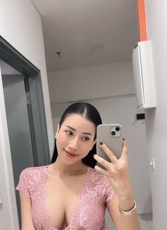 Anna Sya - puta in Kuala Lumpur Photo 2 of 6