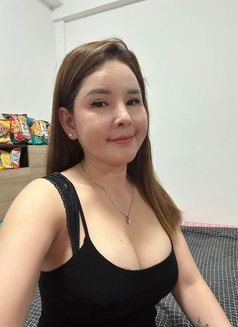 Anna Taiwan - escort in Bangkok Photo 2 of 3